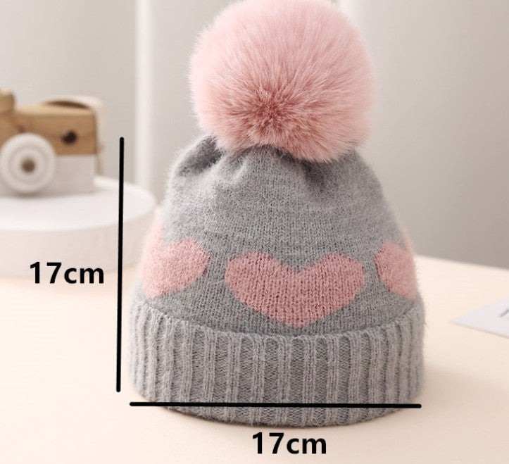 Stilvolle Baby-Mütze: Doppelte Schicht, Jacquard-Herzmuster - Wärme garantiert!