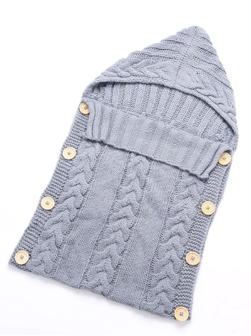 Gestrickter Babyschlafsack für Neugeborene